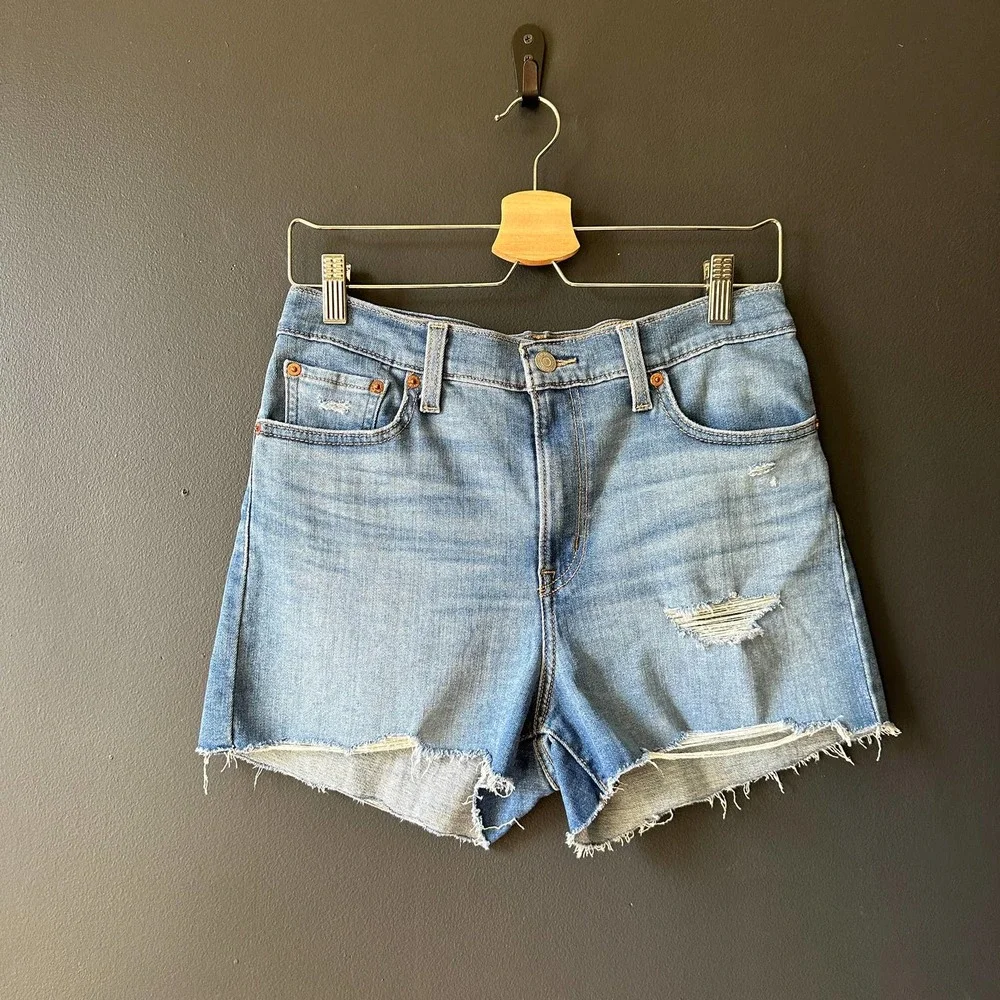 Levi's High Rise Shorts Blue Jean Short Distressed Size 29
